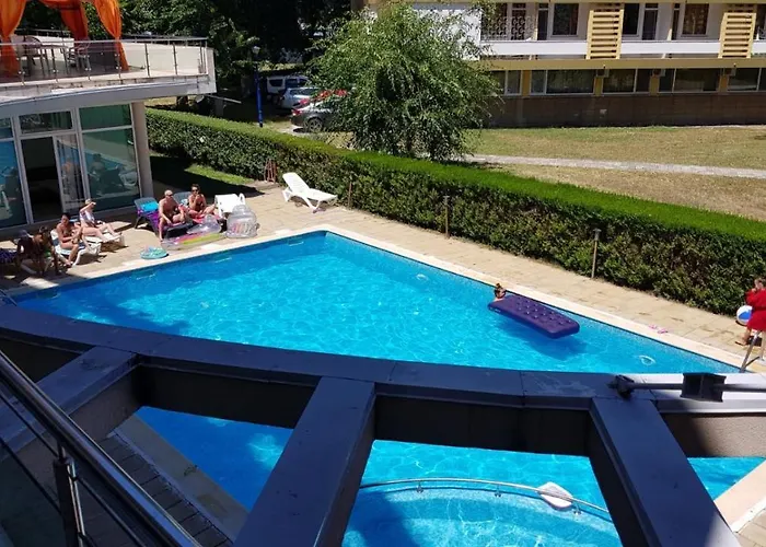 Piano Bar Holidays Apartments