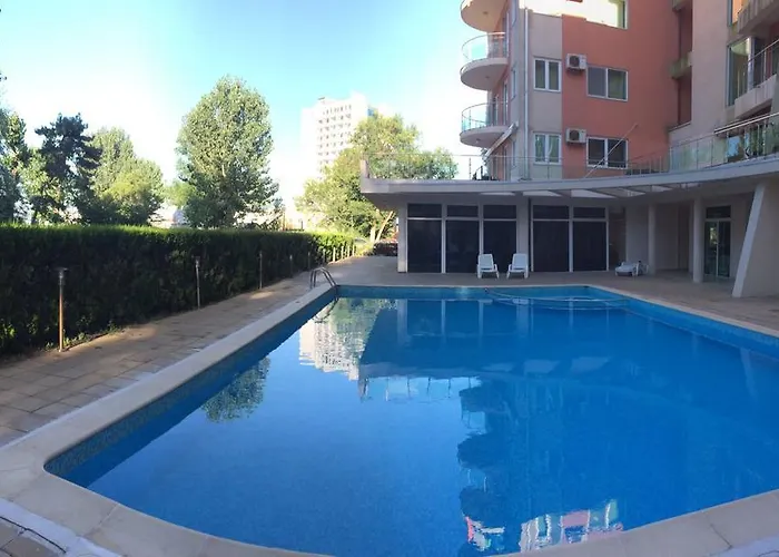 Piano Bar Holidays Apartments
